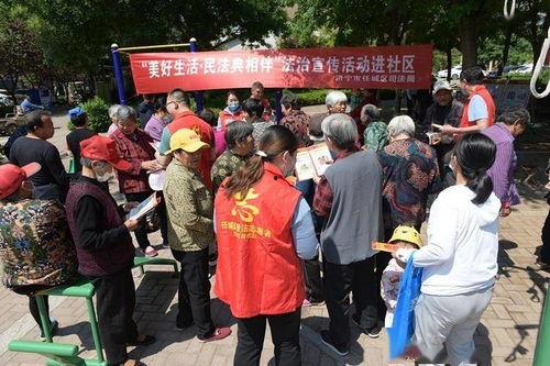 今日吃瓜热心的朝阳群众进入 潜规则出处,潜规则背后的娱乐圈风云